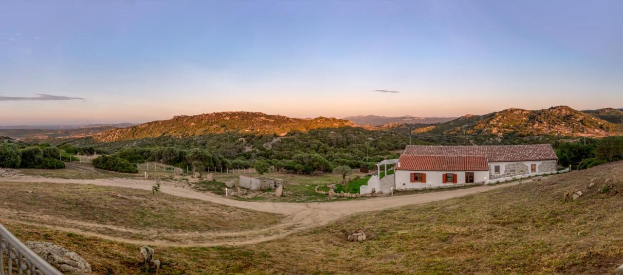 La Casa Di Memmi Suites & Rooms Santa Teresa Gallura Ngoại thất bức ảnh